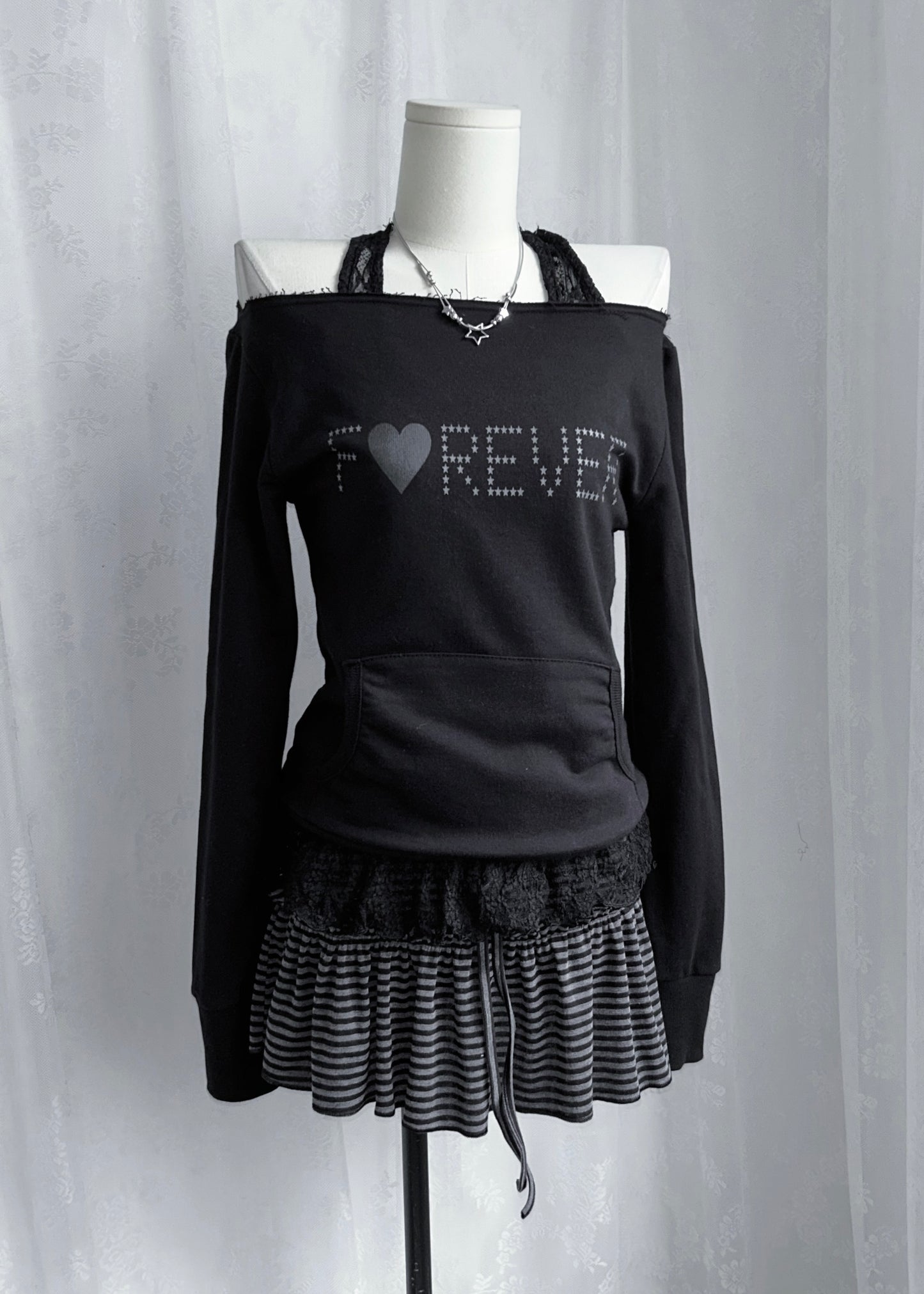 𝐒𝐭𝐫𝐢𝐩𝐞𝐝 𝐑𝐮𝐟𝐟𝐥𝐞 𝐌𝐢𝐧𝐢 𝐒𝐤𝐨𝐫𝐭