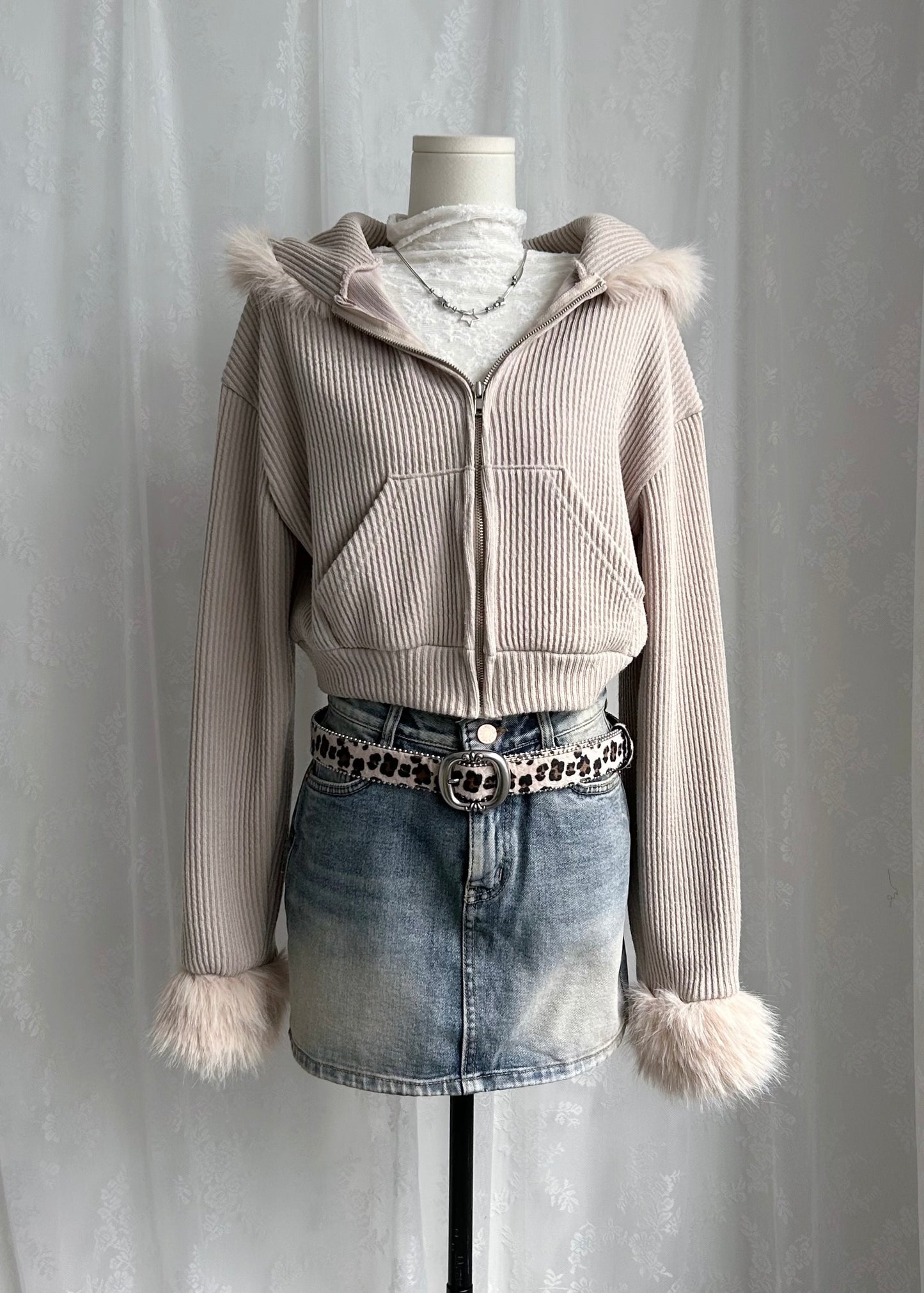 𝐃𝐚𝐧𝐢𝐞𝐥𝐚 𝐖𝐚𝐬𝐡 𝐃𝐞𝐧𝐢𝐦 𝐒𝐤𝐢𝐫𝐭