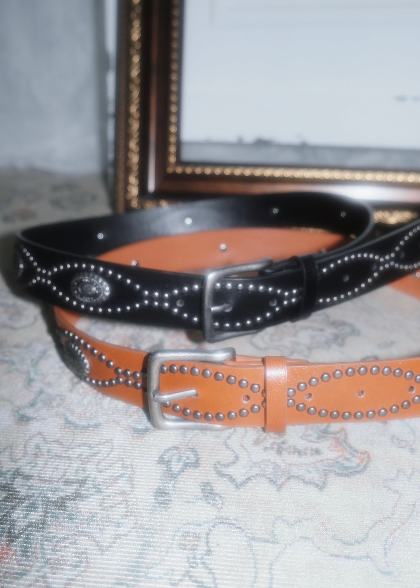 𝐁𝐨𝐡𝐞𝐦𝐢𝐚𝐧 𝐕𝐢𝐧𝐭𝐚𝐠𝐞 𝐁𝐞𝐥𝐭 - 𝐁𝐥𝐚𝐜𝐤