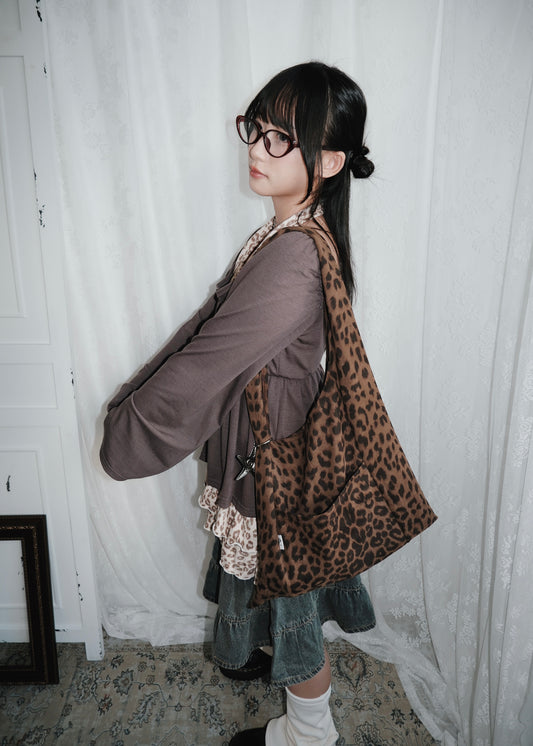 𝐀𝐬𝐡𝐞 𝐋𝐞𝐨𝐩𝐚𝐫𝐝 𝐒𝐮𝐞𝐝𝐞 𝐓𝐨𝐭𝐞 𝐁𝐚𝐠