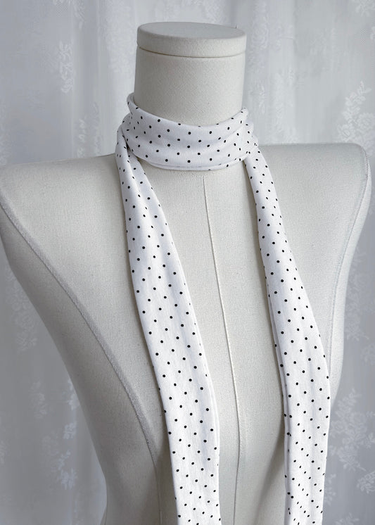 𝐏𝐨𝐥𝐤𝐚 𝐃𝐨𝐭 𝐒𝐜𝐚𝐫𝐟 - 𝐖𝐡𝐢𝐭𝐞