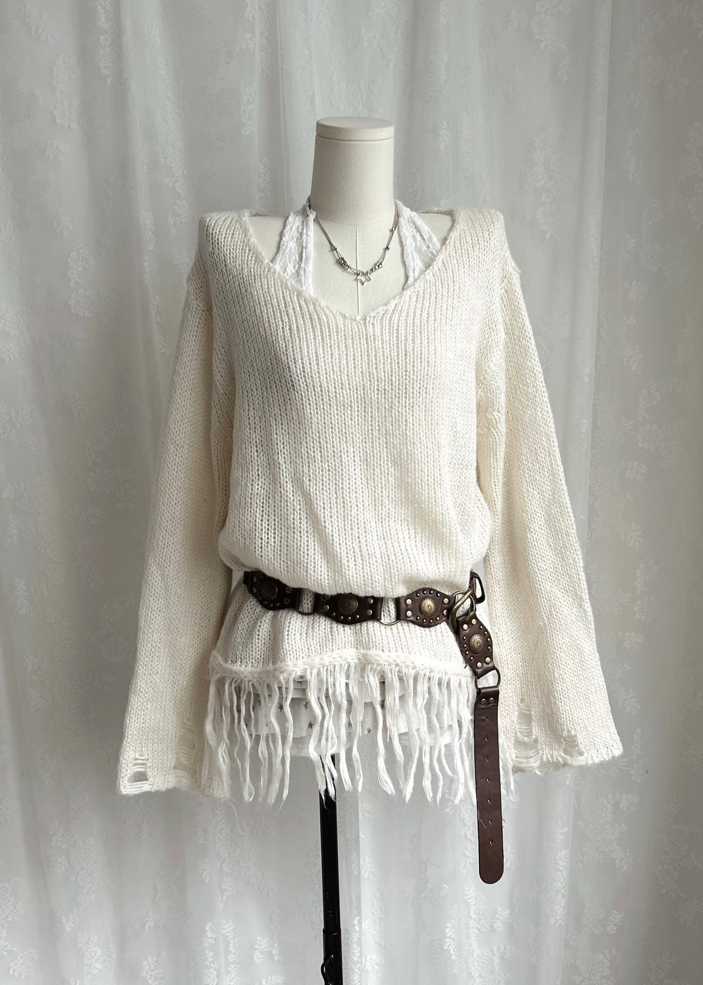 𝐕 𝐍𝐞𝐜𝐤 𝐅𝐫𝐢𝐧𝐠𝐞𝐝 𝐊𝐧𝐢𝐭 𝐒𝐰𝐞𝐚𝐭𝐞𝐫 - 𝐂𝐫𝐞𝐚𝐦