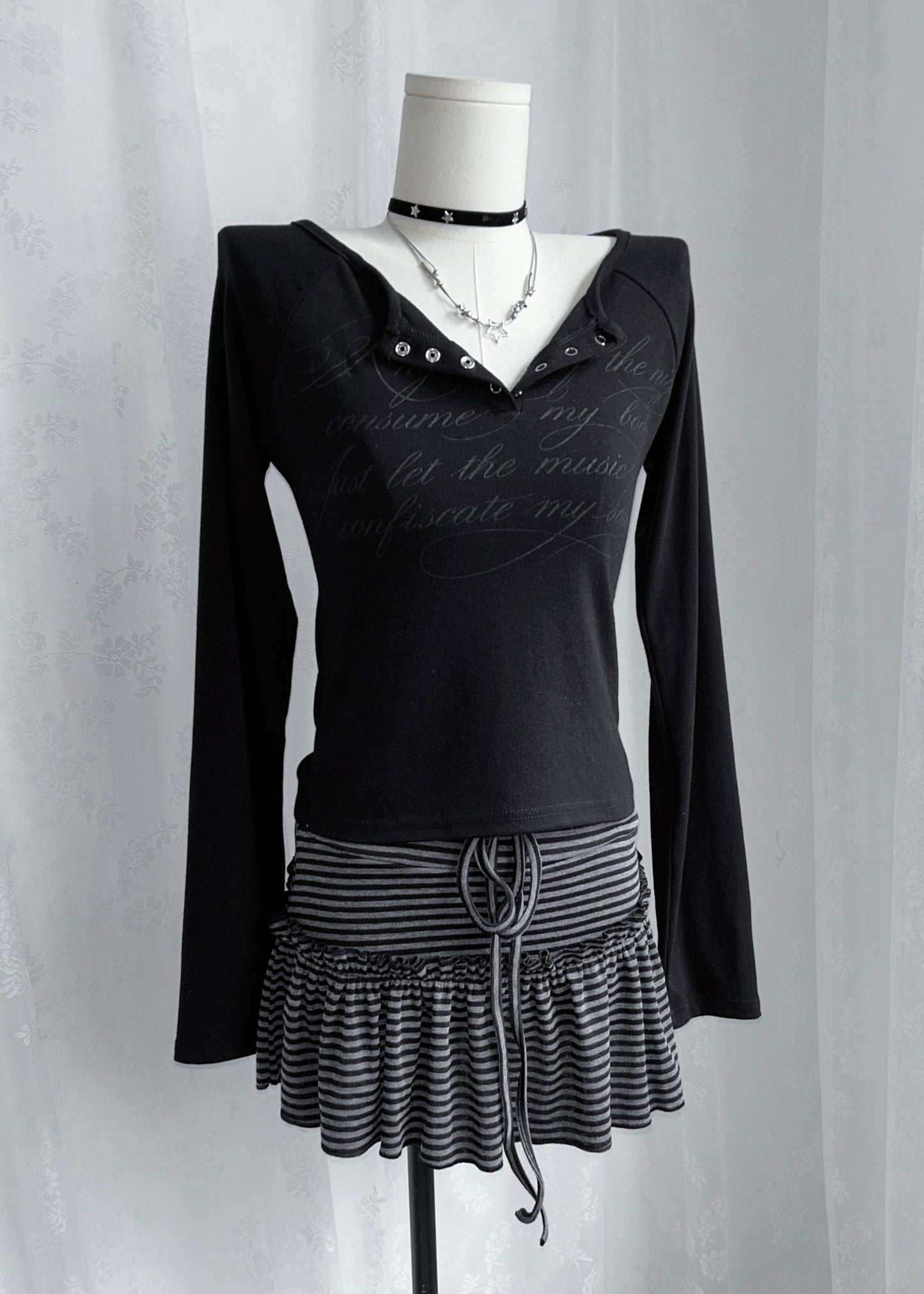 𝐒𝐭𝐫𝐢𝐩𝐞𝐝 𝐑𝐮𝐟𝐟𝐥𝐞 𝐌𝐢𝐧𝐢 𝐒𝐤𝐨𝐫𝐭