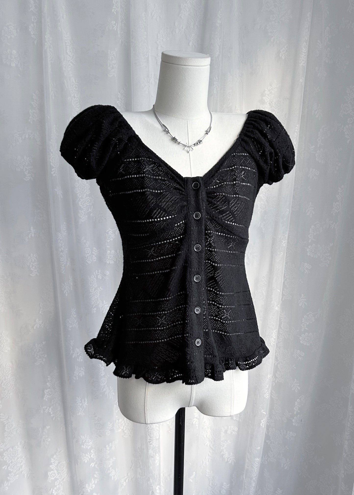 𝐂𝐢𝐧𝐭𝐢𝐚 𝐊𝐧𝐢𝐭 𝐑𝐮𝐟𝐟𝐥𝐞 𝐏𝐮𝐟𝐟 𝐒𝐥𝐞𝐞𝐯𝐞 𝐓𝐨𝐩 - 𝐁𝐥𝐚𝐜𝐤