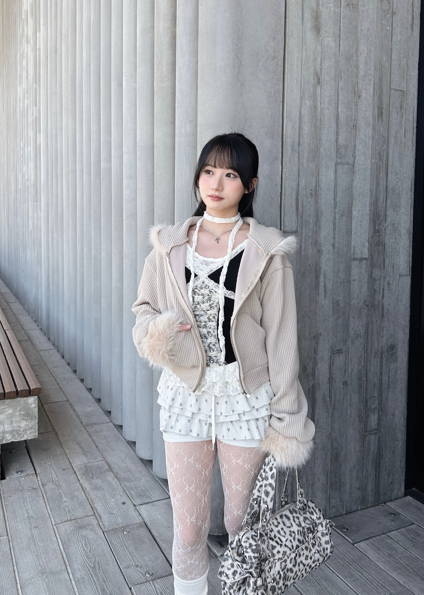 𝐎𝐭𝐭𝐚𝐯𝐢𝐚 𝐕𝐢𝐧𝐭𝐚𝐠𝐞 𝐋𝐚𝐜𝐞 𝐓𝐚𝐧𝐤 𝐓𝐨𝐩