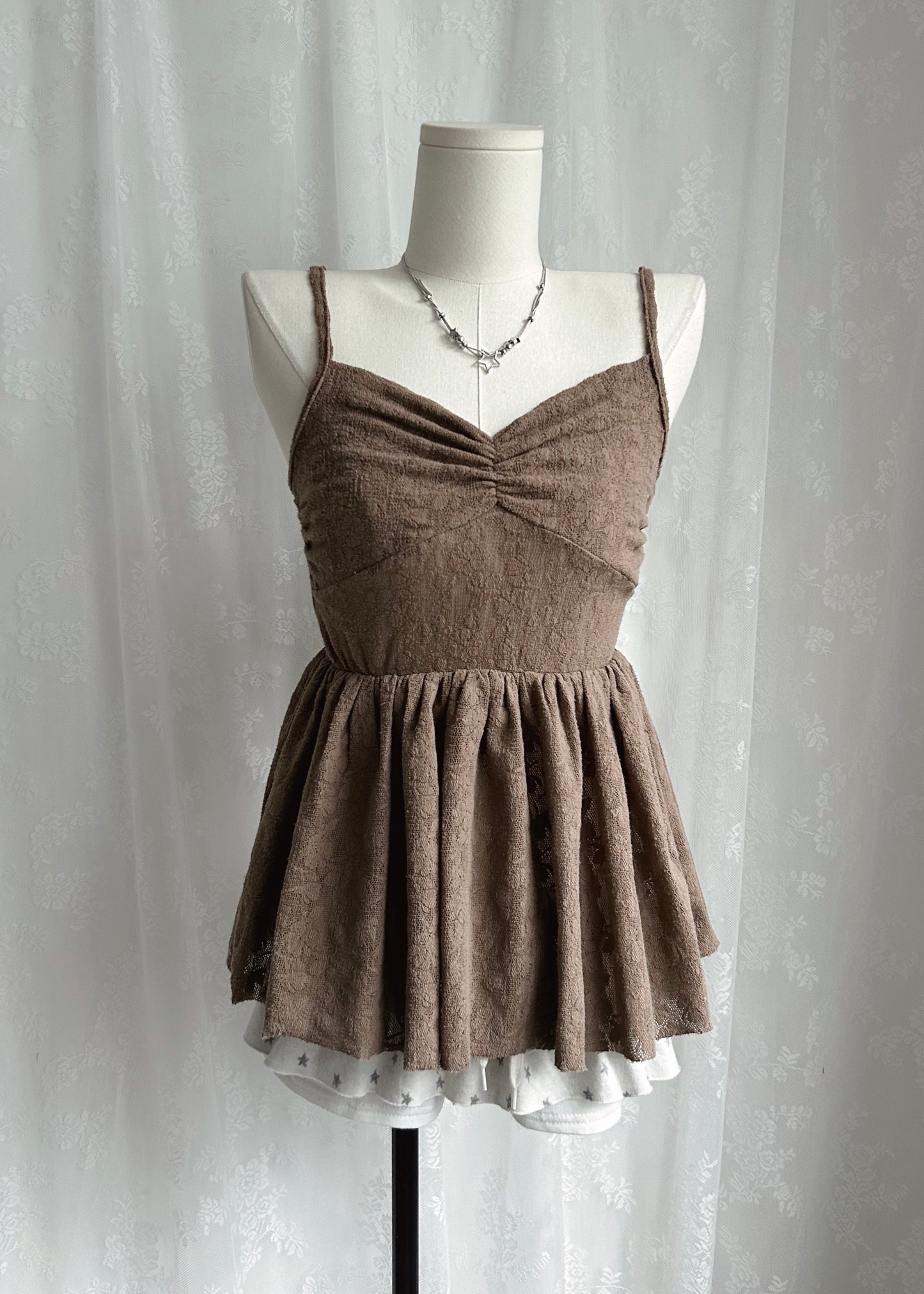 𝐕𝐢𝐚𝐧𝐧𝐞 𝐋𝐚𝐜𝐞 𝐂𝐚𝐦𝐢 𝐃𝐫𝐞𝐬𝐬 - 𝐌𝐨𝐜𝐡𝐚