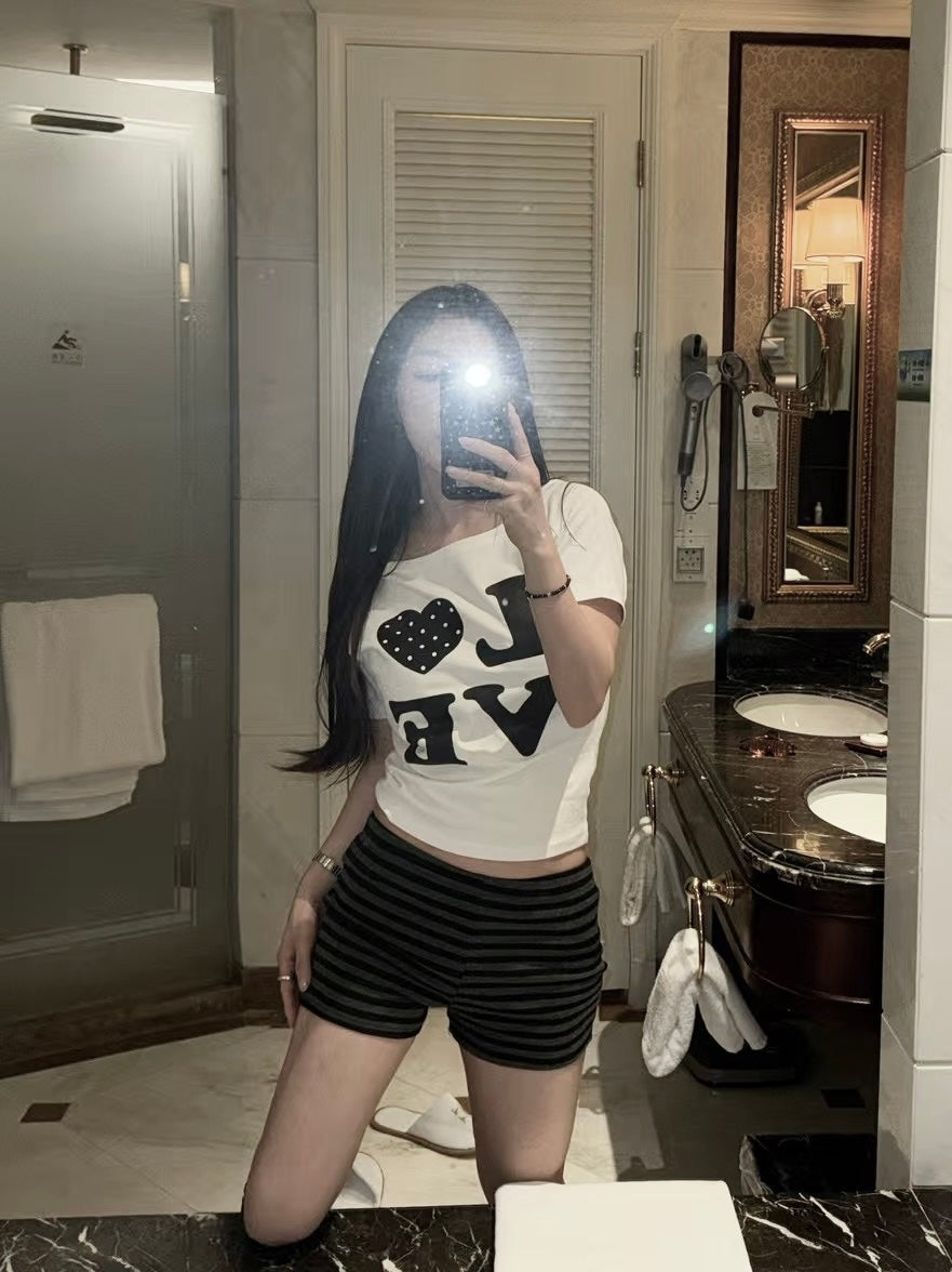 𝐃𝐨𝐭 𝐃𝐨𝐭 𝐋.♡.𝐕.𝐄 𝐓𝐨𝐩
