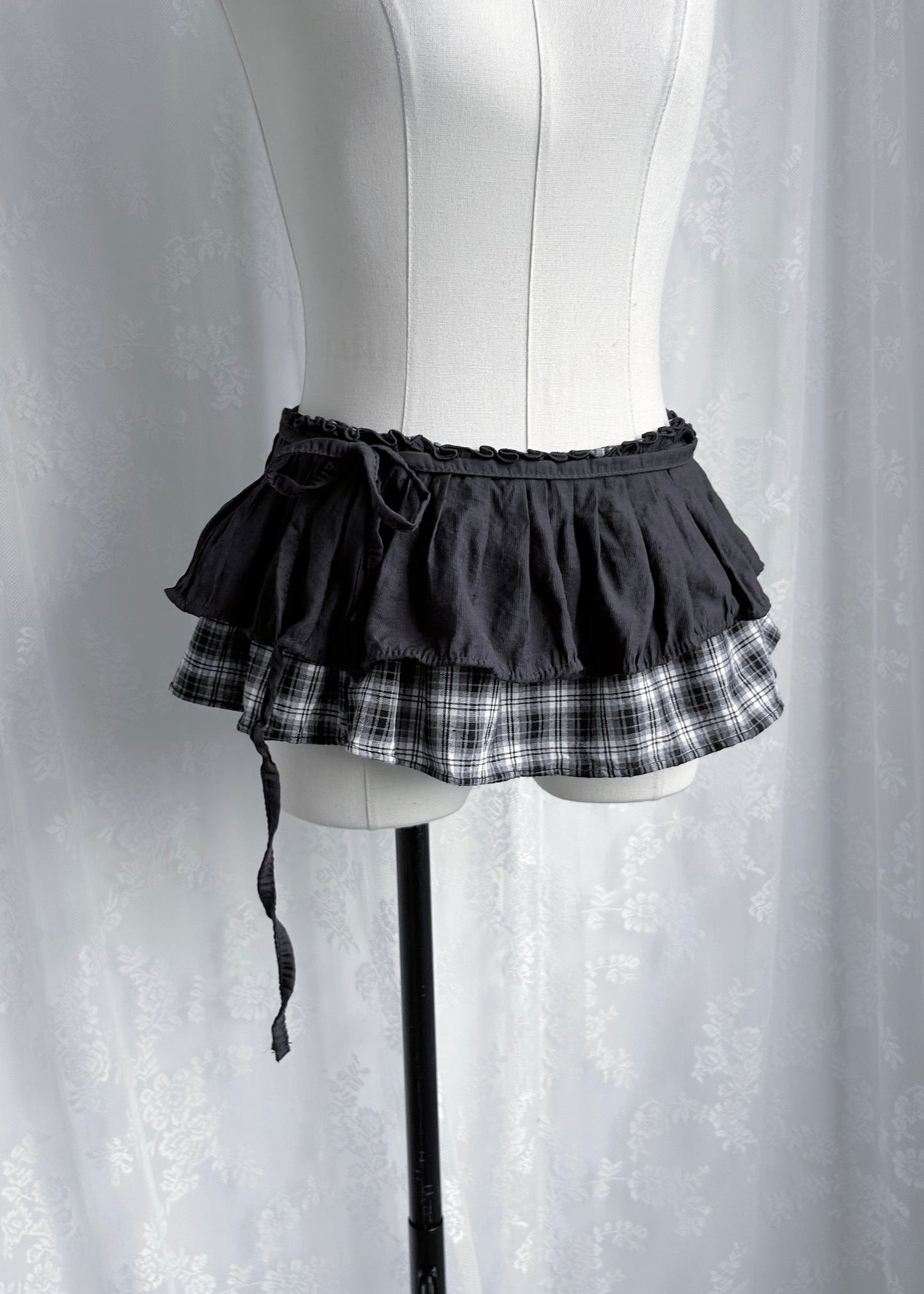 𝐓𝐰𝐨 𝐖𝐚𝐲 𝐂𝐡𝐞𝐜𝐤𝐞𝐝 𝐑𝐮𝐟𝐟𝐥𝐞 𝐋𝐚𝐲𝐞𝐫𝐢𝐧𝐠 𝐒𝐤𝐢𝐫𝐭