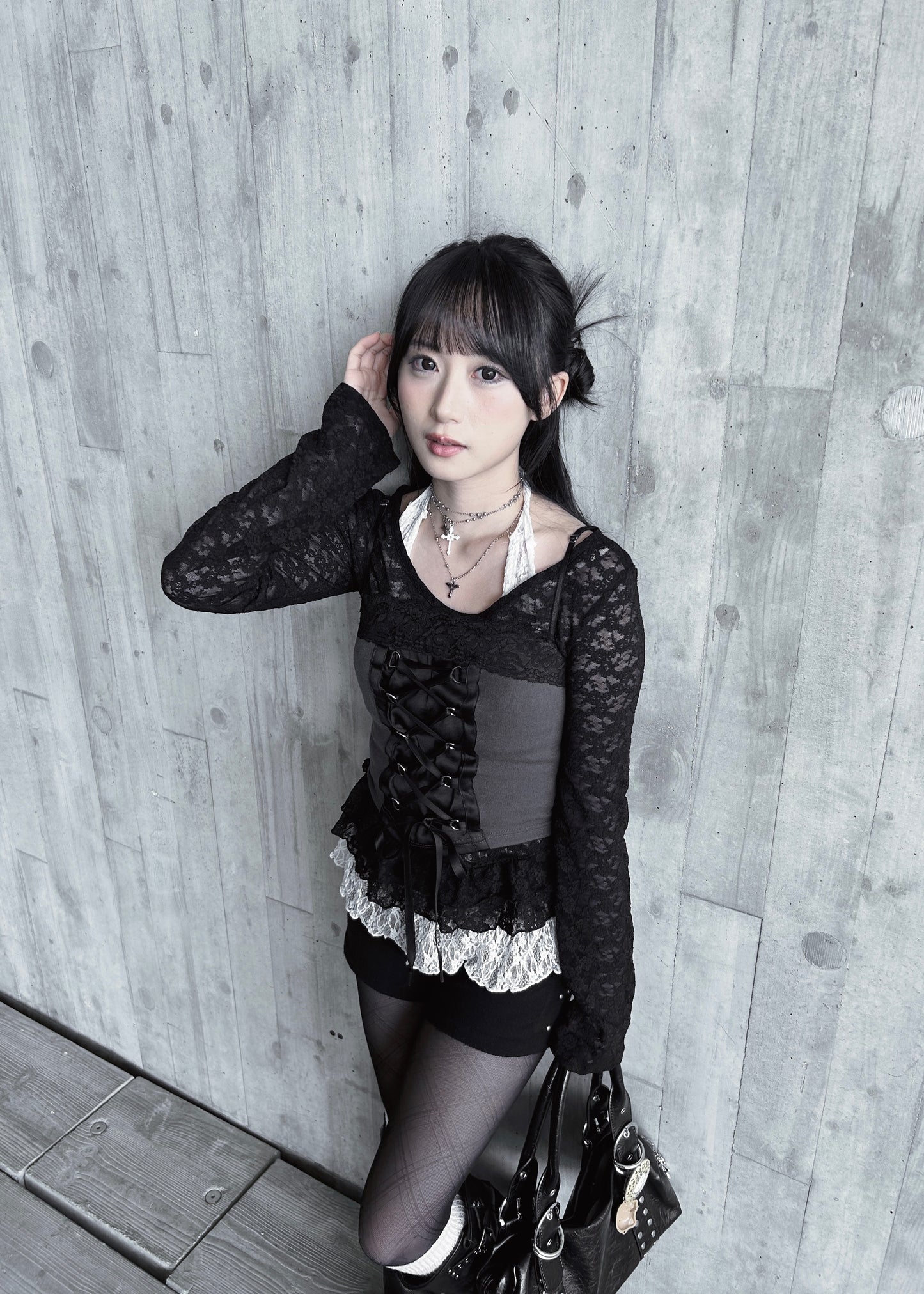 𝐕𝐢𝐯𝐢𝐞𝐧𝐧𝐞 𝐋𝐚𝐜𝐞 𝐆𝐨𝐭𝐡 𝐓𝐚𝐧𝐤 𝐓𝐨𝐩