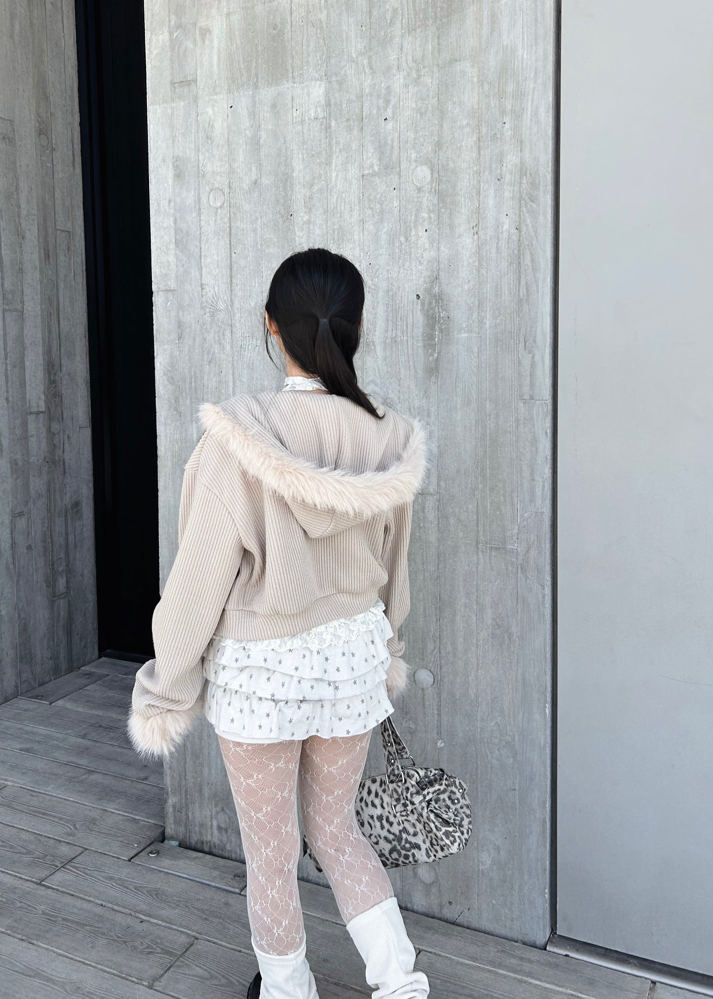 𝐌𝐨 𝐌𝐨 𝐂𝐫𝐨𝐩𝐩𝐞𝐝 𝐇𝐨𝐨𝐝𝐢𝐞 𝐉𝐚𝐜𝐤𝐞𝐭 - 𝐂𝐫𝐞𝐚𝐦