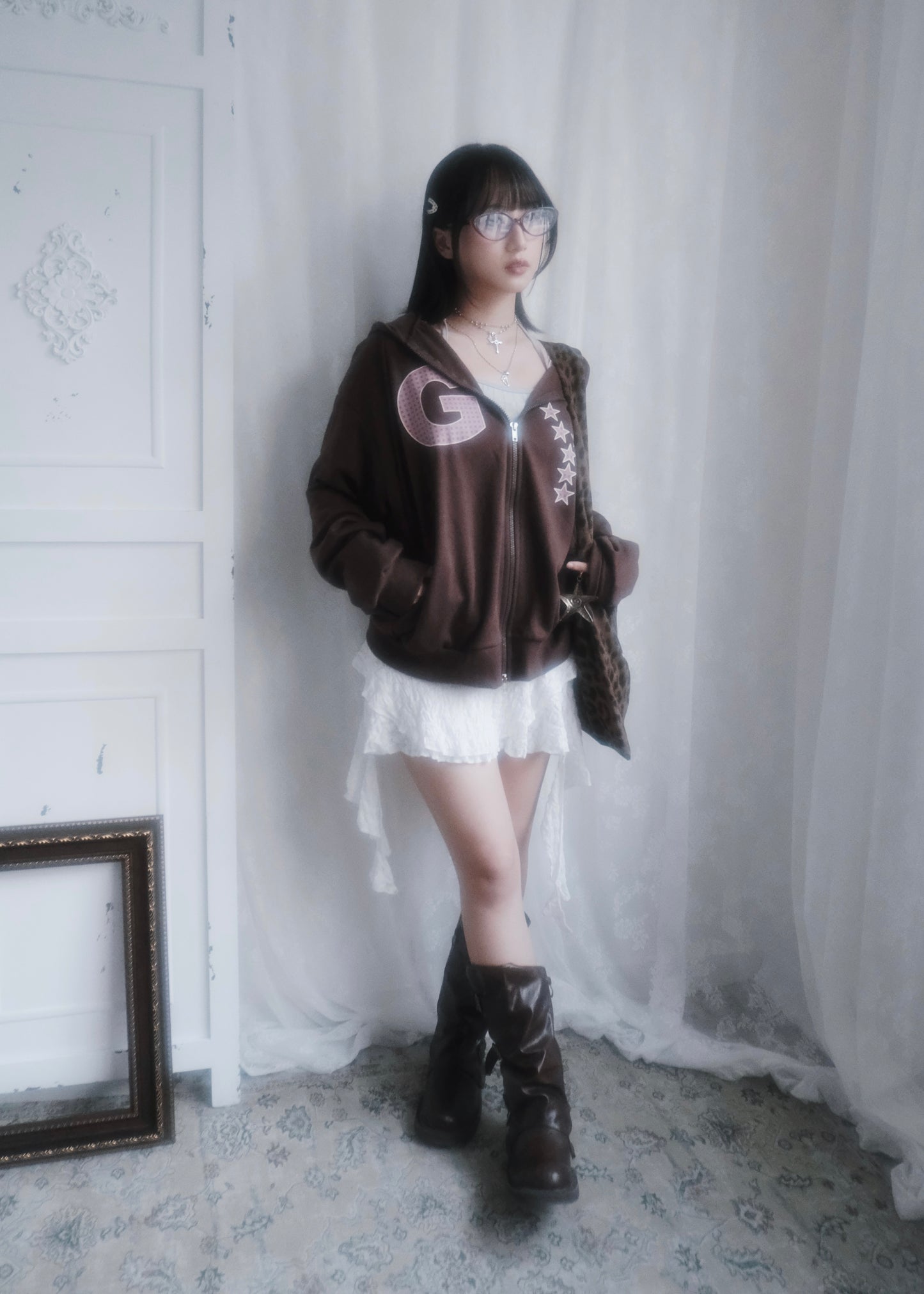 𝐒𝐭𝐞𝐥𝐥𝐚 𝐀𝐬𝐲𝐦𝐦𝐞𝐭𝐫𝐢𝐜𝐚𝐥 𝐌𝐢𝐧𝐢 𝐒𝐤𝐫𝐢𝐭 - 𝐖𝐡𝐢𝐭𝐞