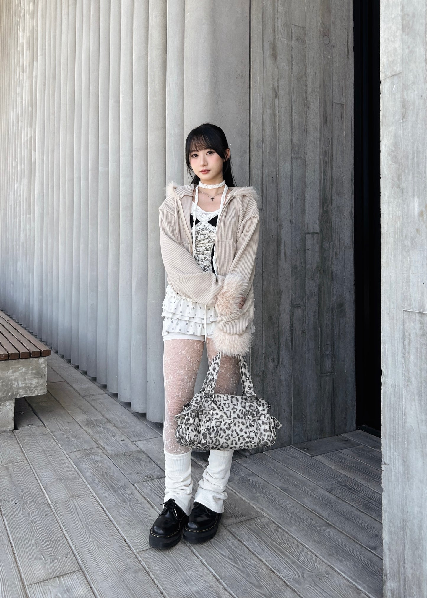 𝐌𝐨 𝐌𝐨 𝐂𝐫𝐨𝐩𝐩𝐞𝐝 𝐇𝐨𝐨𝐝𝐢𝐞 𝐉𝐚𝐜𝐤𝐞𝐭 - 𝐂𝐫𝐞𝐚𝐦