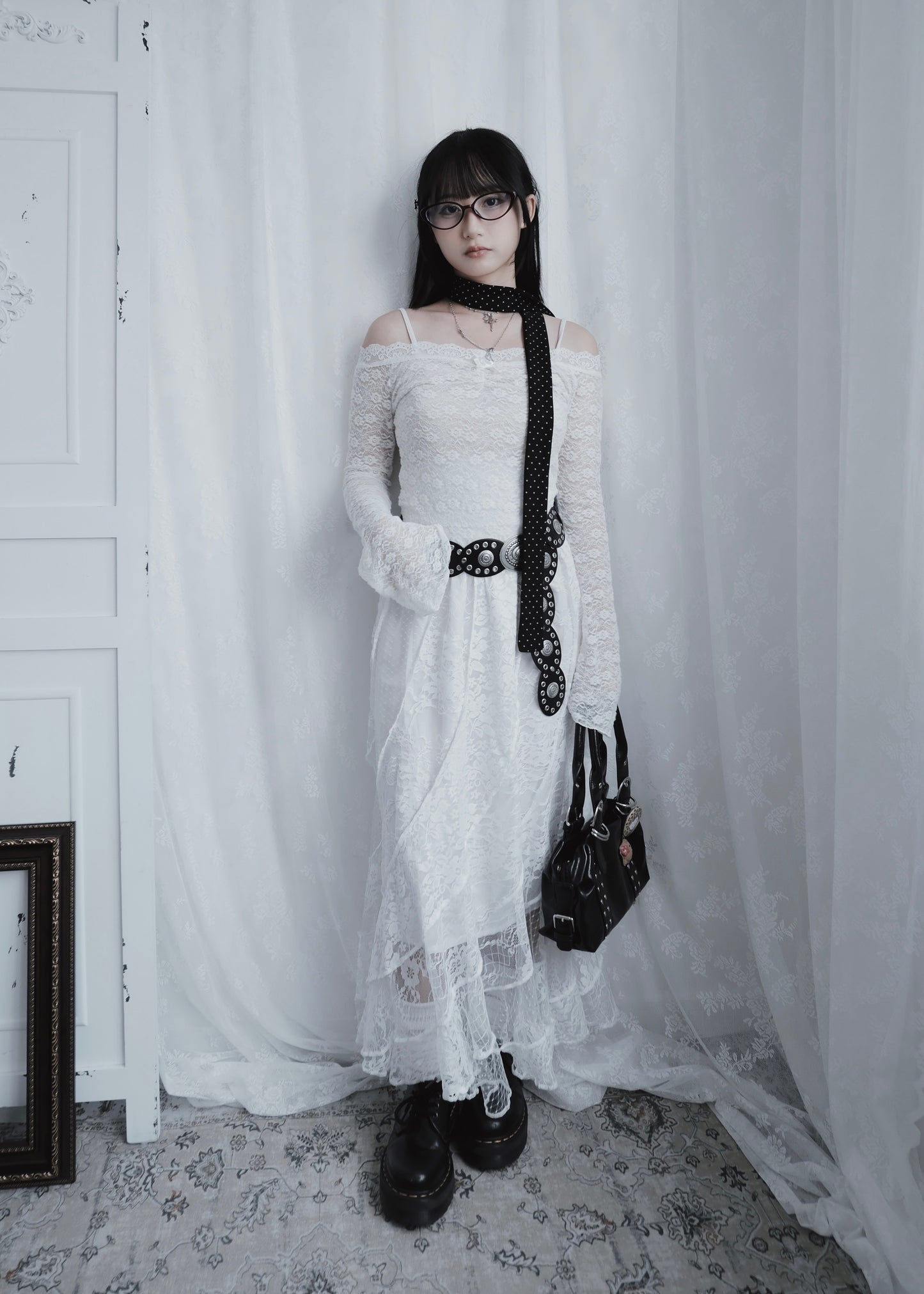 𝐕𝐞𝐥𝐢𝐞𝐭𝐭𝐚 𝐅𝐥𝐚𝐫𝐞 𝐒𝐥𝐞𝐞𝐯𝐞 𝐋𝐚𝐜𝐞 𝐓𝐨𝐩 - 𝐖𝐡𝐢𝐭𝐞