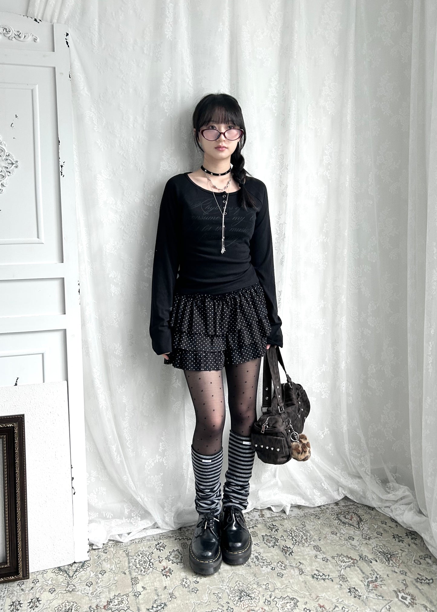 𝐋𝐮𝐝𝐨𝐯𝐢𝐜𝐚 𝐁𝐮𝐭𝐭𝐨𝐧 𝐓𝐞𝐞 - 𝐁𝐥𝐚𝐜𝐤