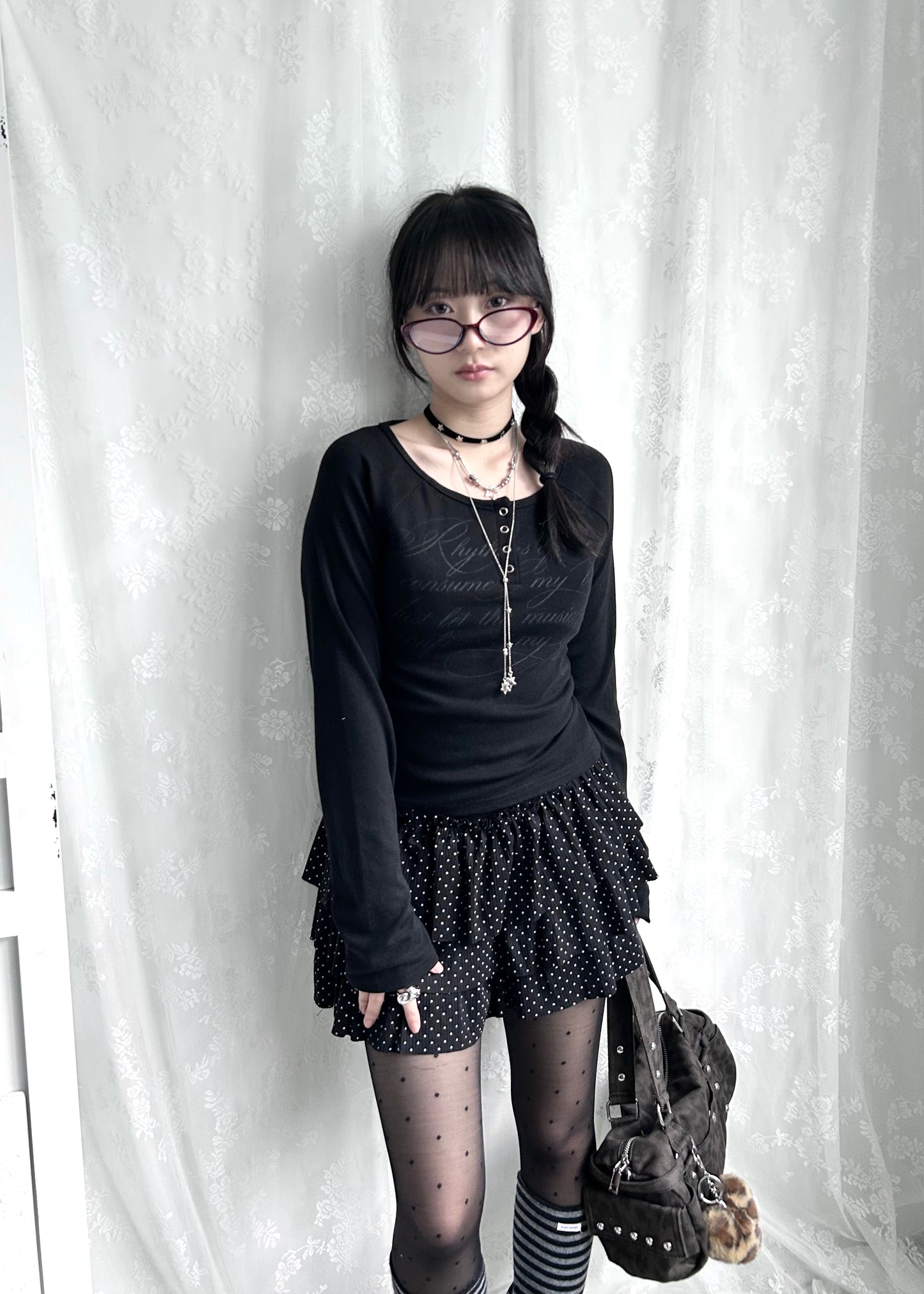 𝐋𝐮𝐝𝐨𝐯𝐢𝐜𝐚 𝐁𝐮𝐭𝐭𝐨𝐧 𝐓𝐞𝐞 - 𝐁𝐥𝐚𝐜𝐤