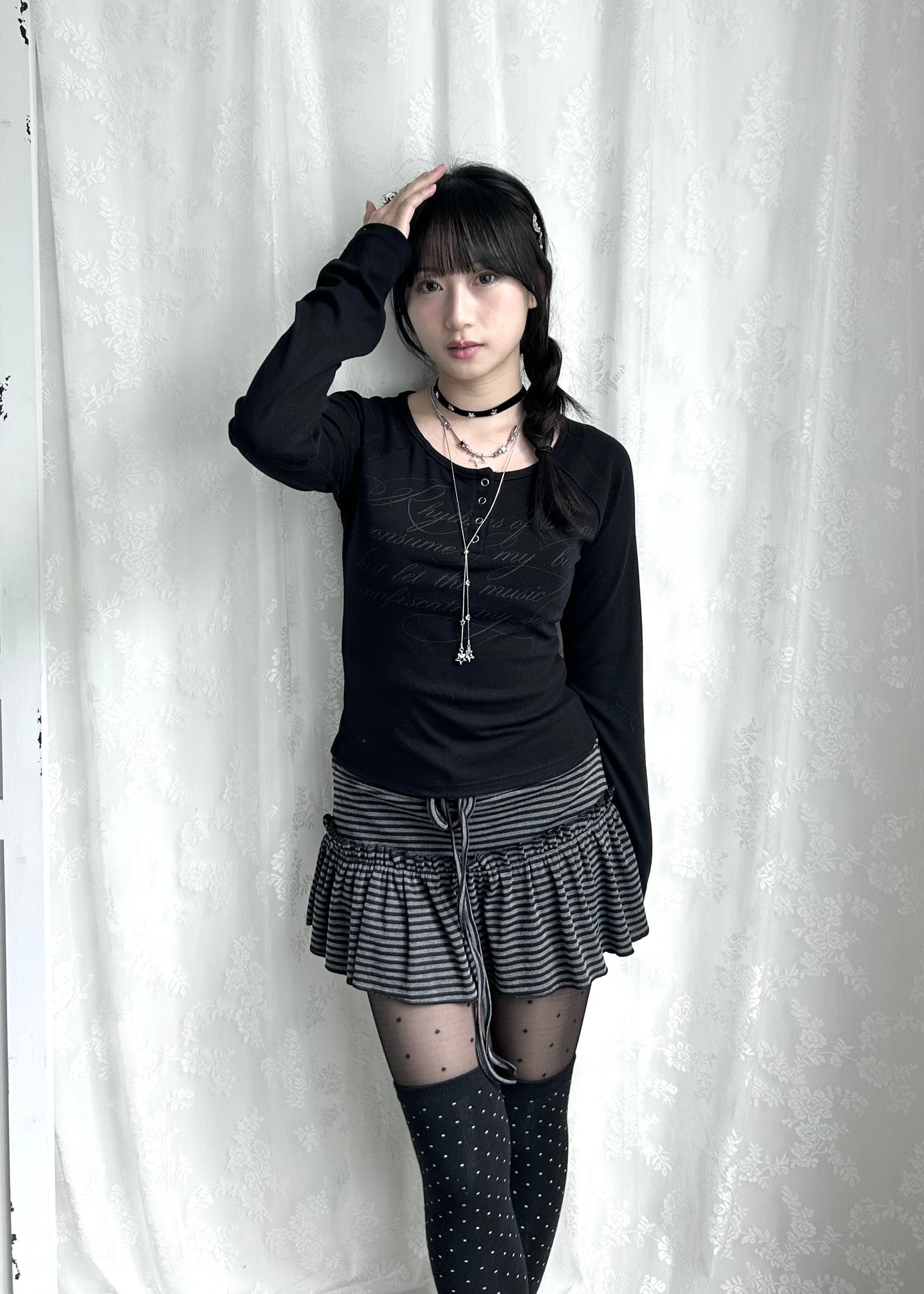 𝐋𝐮𝐝𝐨𝐯𝐢𝐜𝐚 𝐁𝐮𝐭𝐭𝐨𝐧 𝐓𝐞𝐞 - 𝐁𝐥𝐚𝐜𝐤