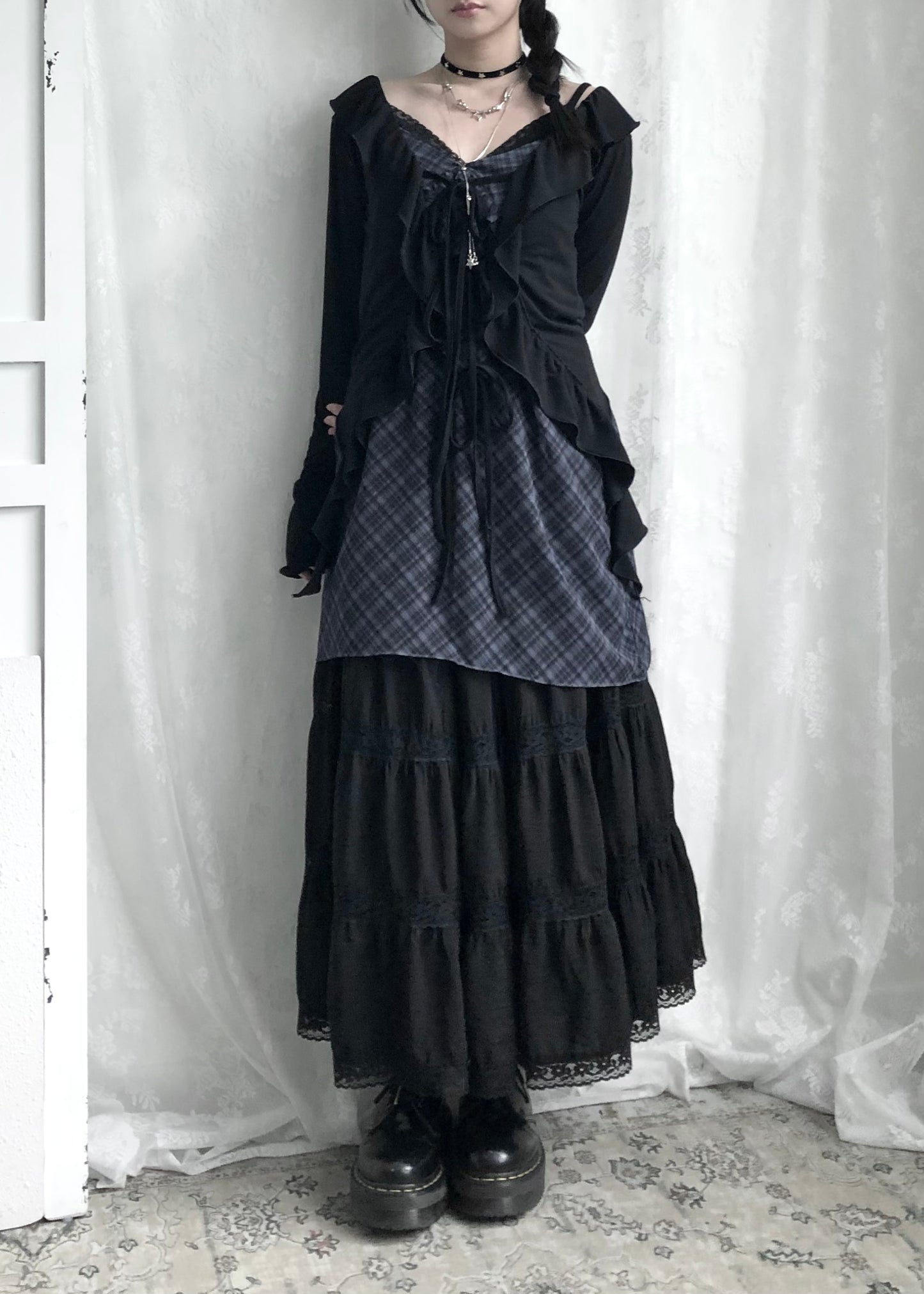 𝐅𝐢𝐨𝐫𝐞𝐭𝐭𝐚 𝐑𝐮𝐟𝐟𝐥𝐞 𝐓𝐰𝐨 𝐖𝐚𝐲 𝐓𝐨𝐩 - 𝐁𝐥𝐚𝐜𝐤