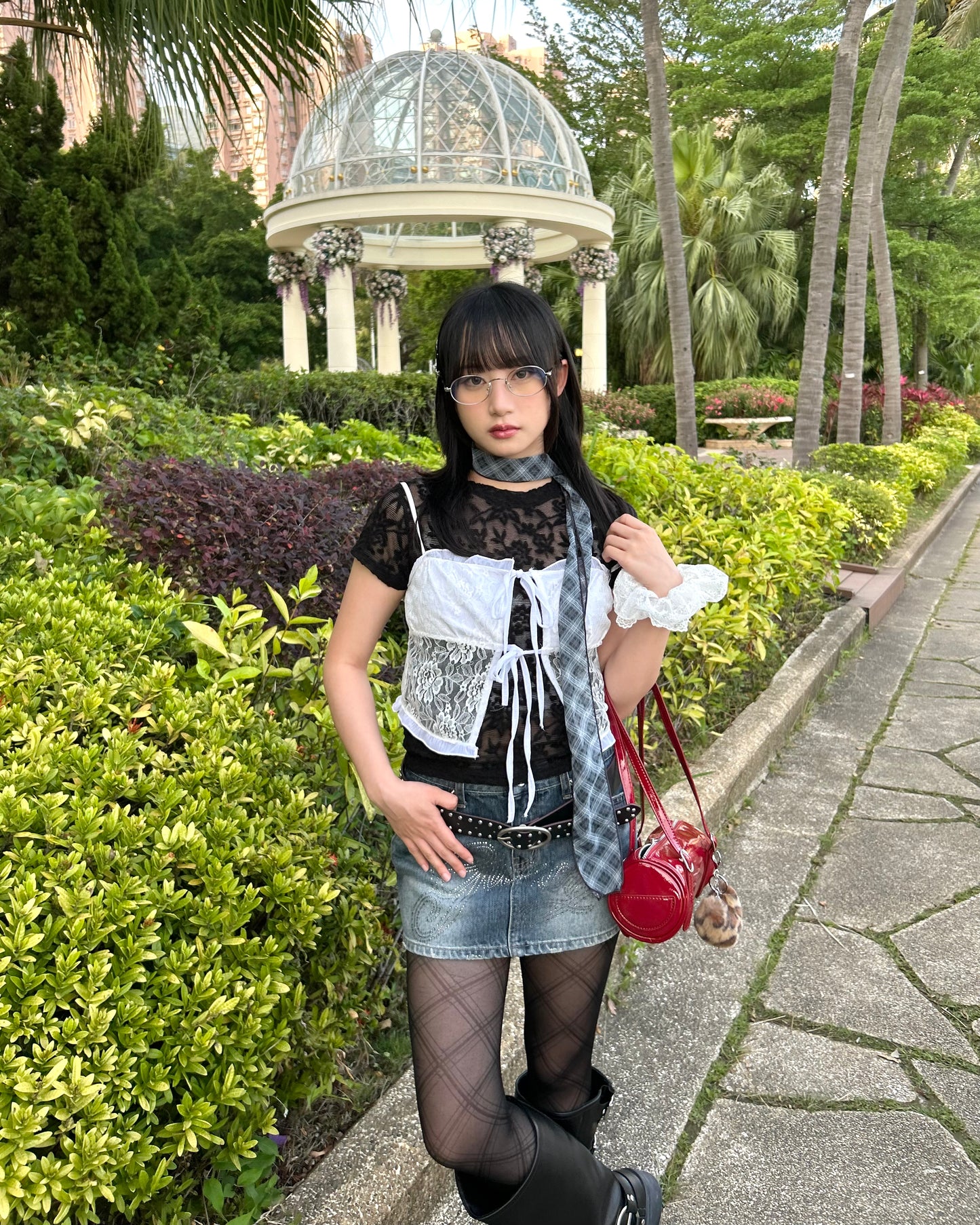 𝐋𝐚𝐮𝐫𝐞𝐭𝐭𝐚 𝐋𝐚𝐜𝐞 𝐑𝐢𝐛𝐛𝐨𝐧 𝐓𝐢𝐞 𝐂𝐚𝐦𝐢 𝐓𝐨𝐩 - 𝐖𝐡𝐢𝐭𝐞